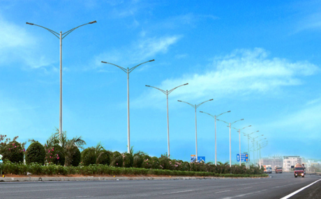 LIGHT POLE